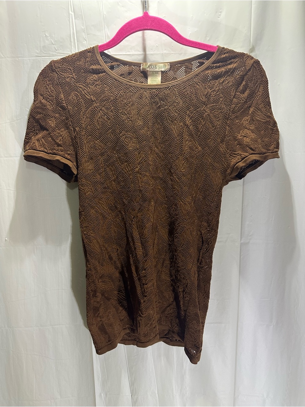 COCO & SHAY Women’s One Size Brown Floral Lace Textured Short Sleeve Top